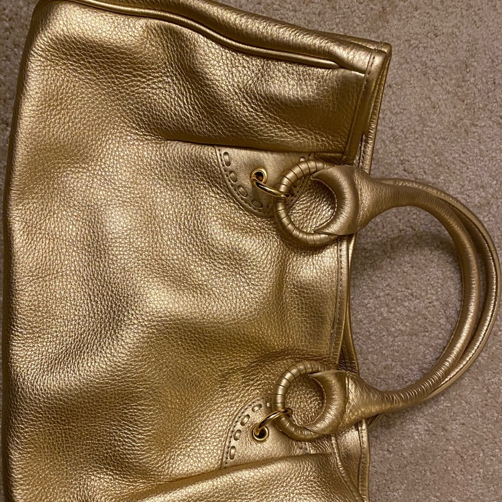 Gold Coach purse - Picture 2 of 3